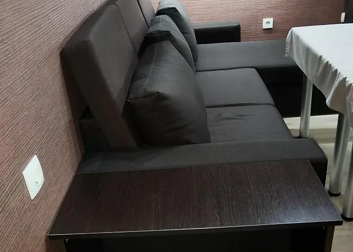 за гости в *